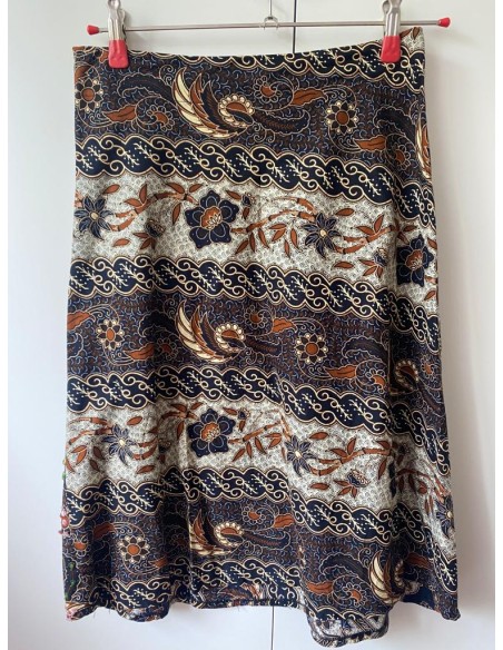 Gonna batik con perline