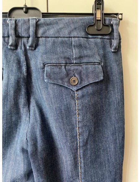 Jeans donna leggermente a zampa