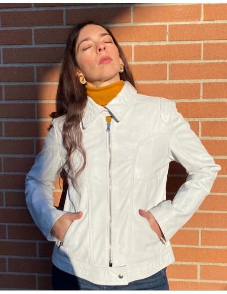 Giacca in pelle bianca