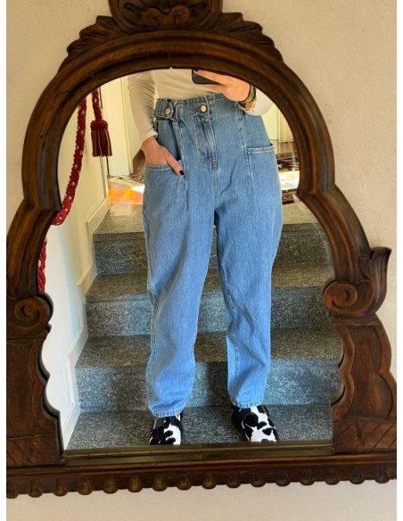 Jeans elasticizzati a vita alta