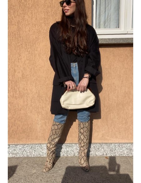 Cappottino nero destrutturato