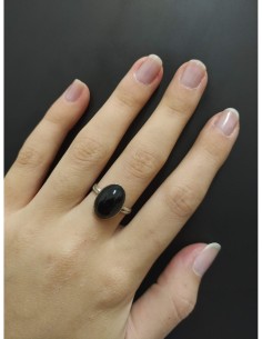 Anello in argento con pietra ovale in onice nero 2