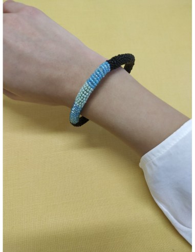 Bracciale perline col. nero, azzurro e celeste